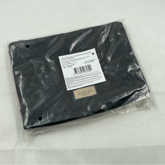 Gucci Makeup Pouch - Picture 7 of 14